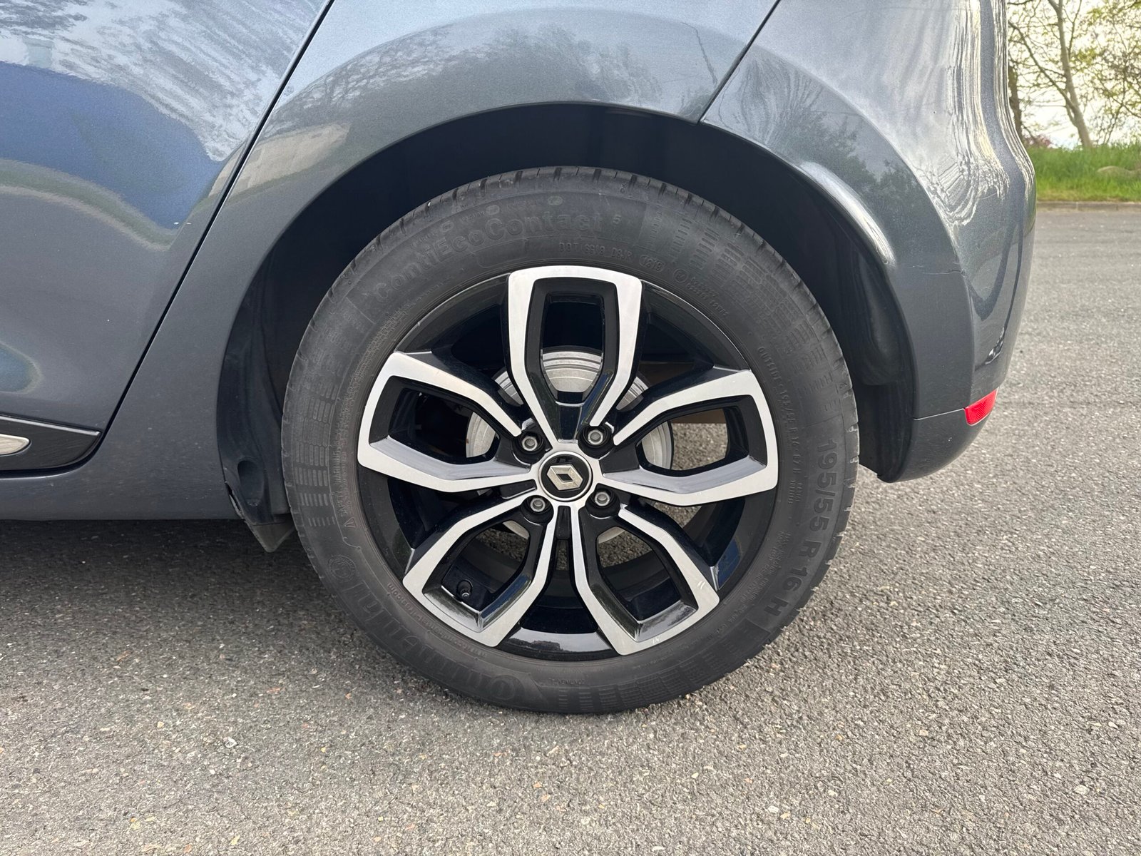 RENAULT Clio IV (phase 2) 0.9 TCe 90ch « Intens »