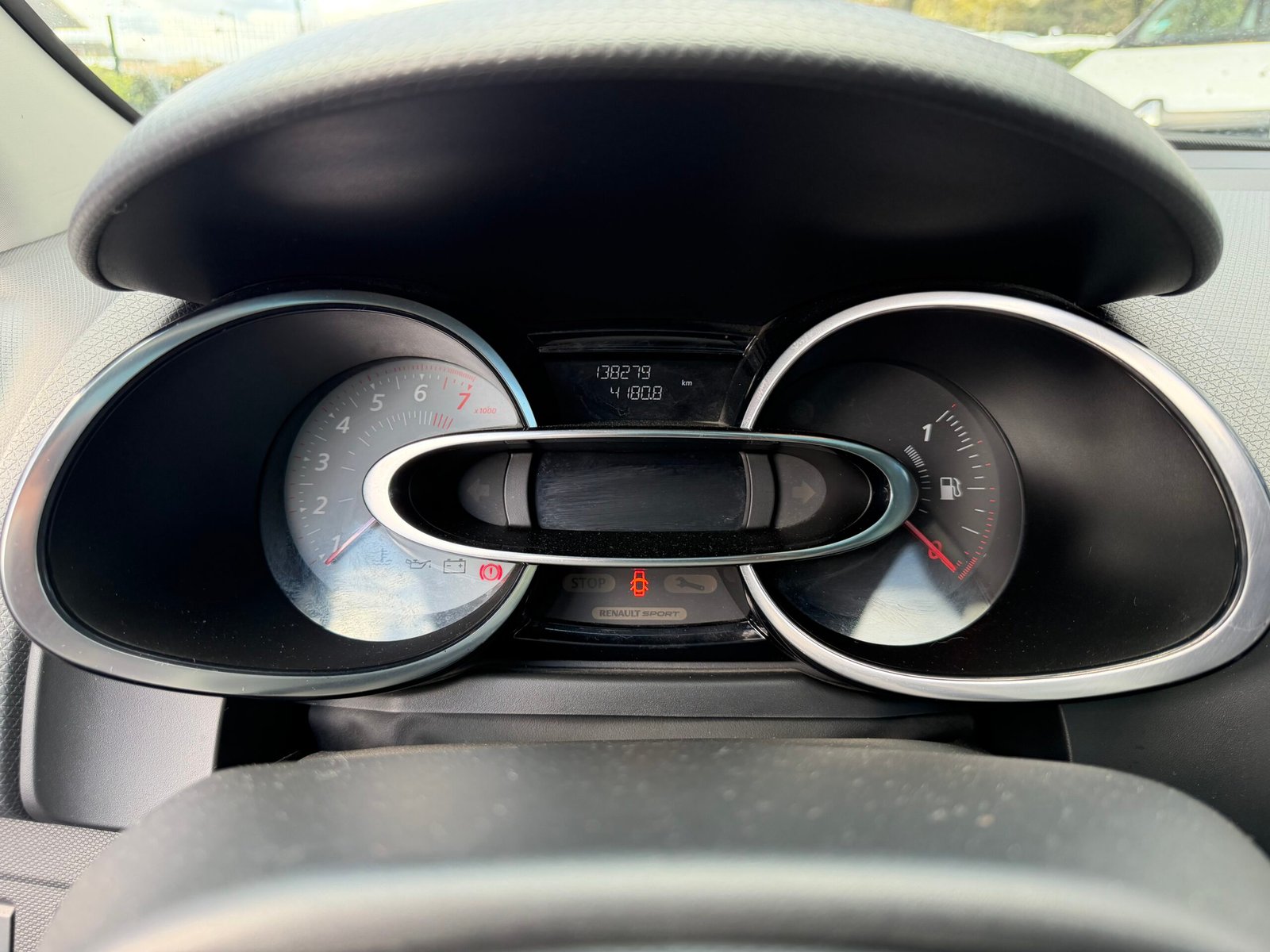 RENAULT Clio IV 5 Portes 1.2 TCe 16V EDC6 120 cv Boîte auto GT