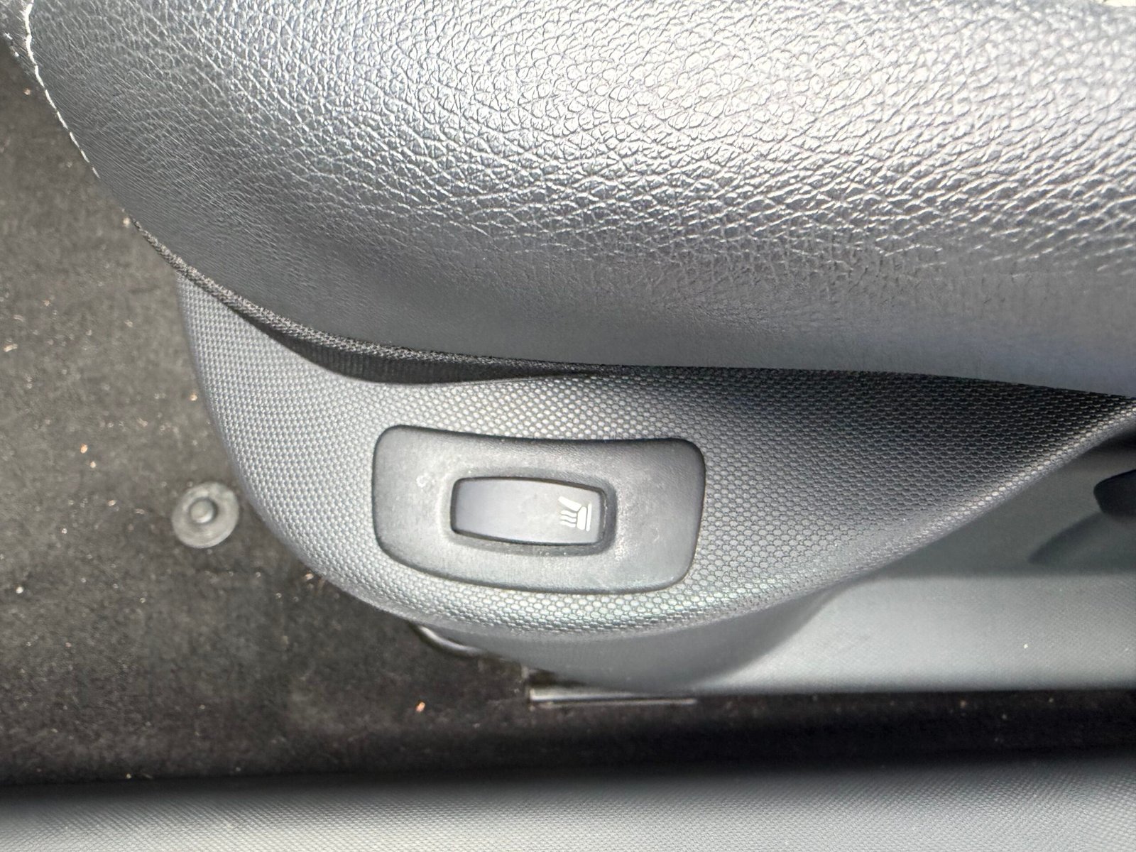 RENAULT Clio IV 5 Portes 1.2 TCe 16V EDC6 120 cv Boîte auto GT