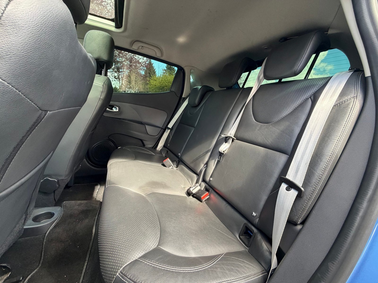 RENAULT Clio IV 5 Portes 1.2 TCe 16V EDC6 120 cv Boîte auto GT