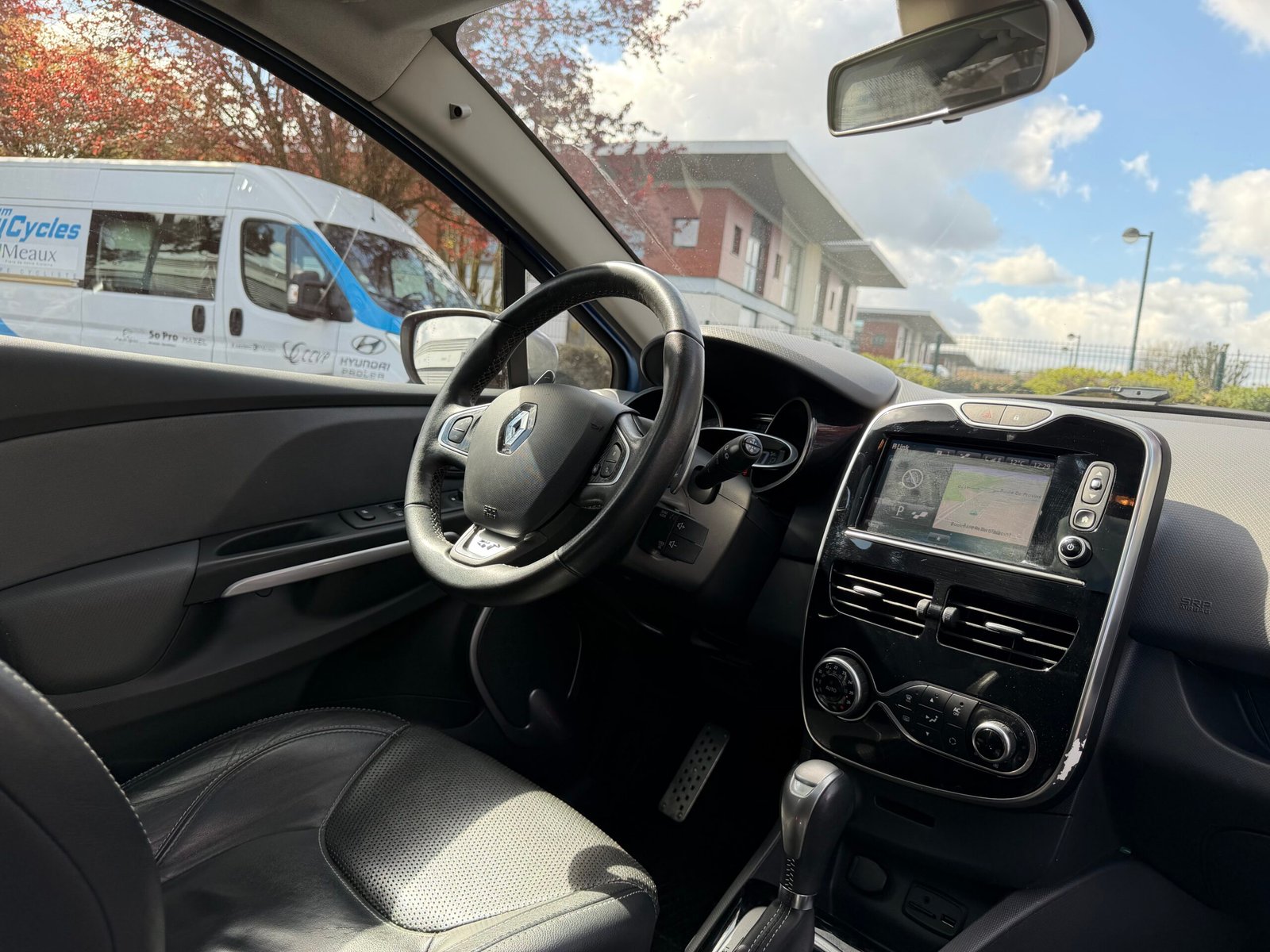 RENAULT Clio IV 5 Portes 1.2 TCe 16V EDC6 120 cv Boîte auto GT