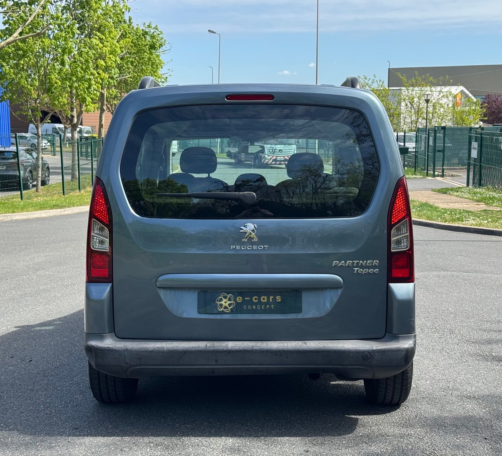 PEUGEOT Partner Tepee 1.6 HDi FAP 92ch