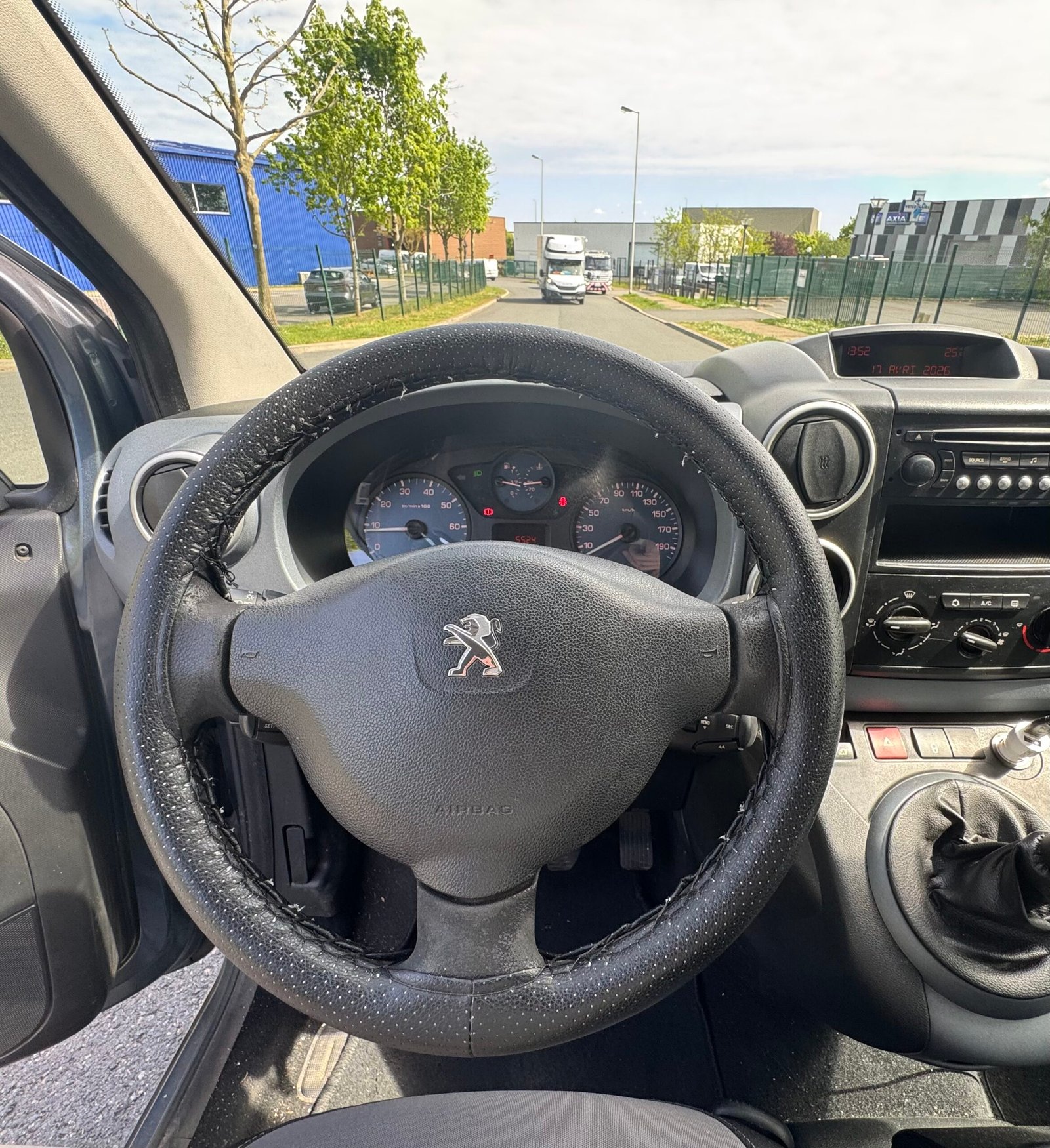 PEUGEOT Partner Tepee 1.6 HDi FAP 92ch