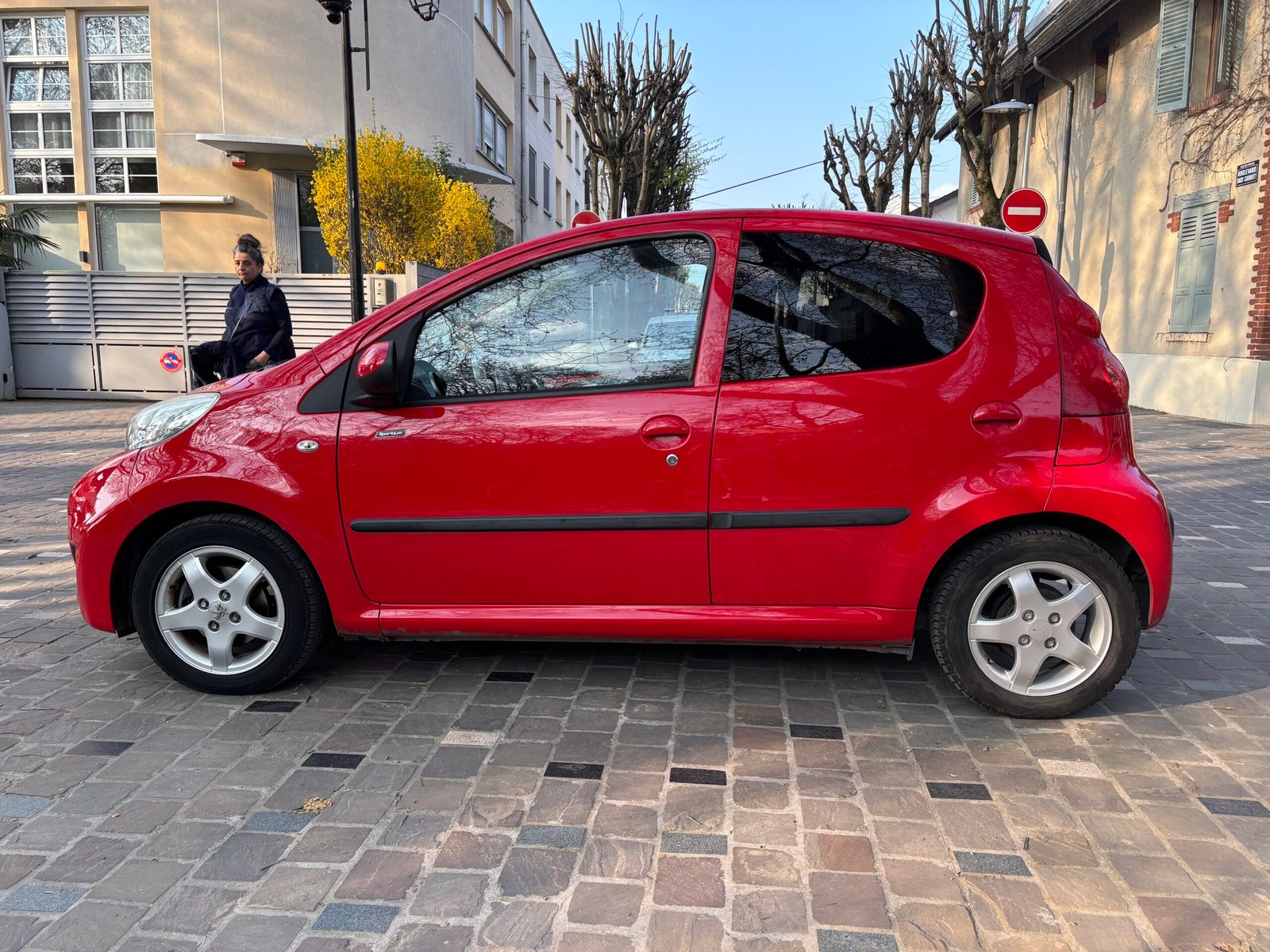 PEUGEOT 107 1.0 68ch “Sportium”