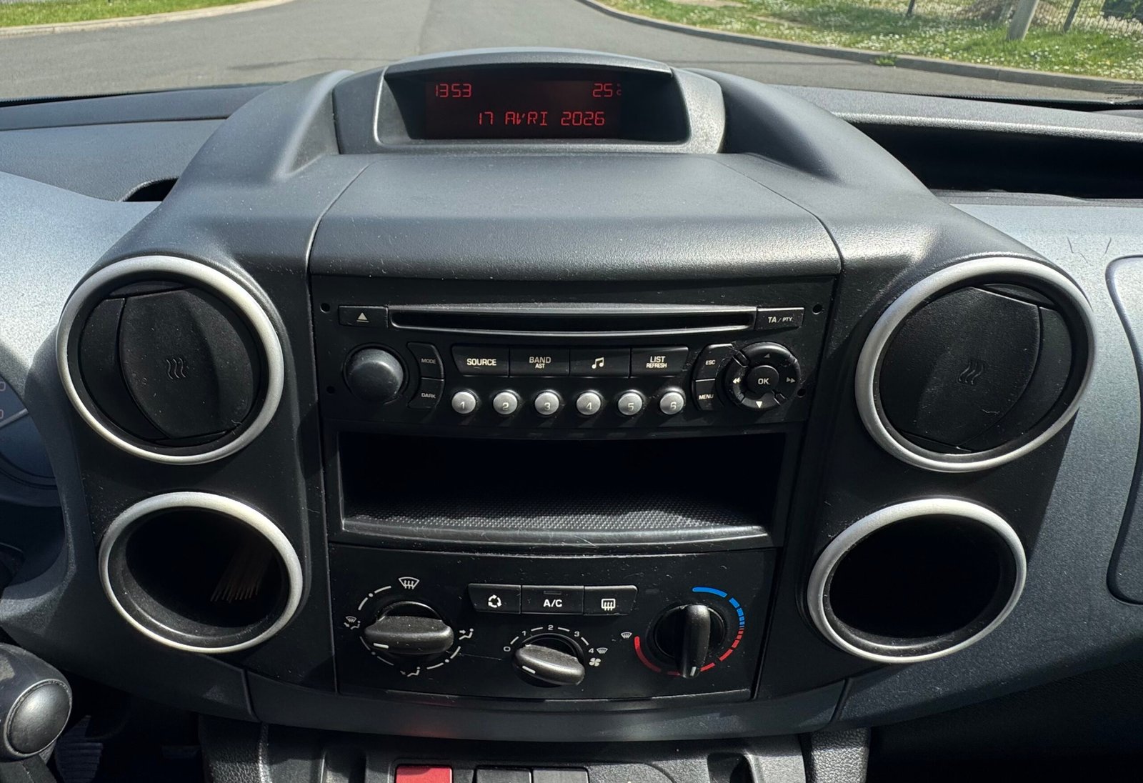 PEUGEOT Partner Tepee 1.6 HDi FAP 92ch