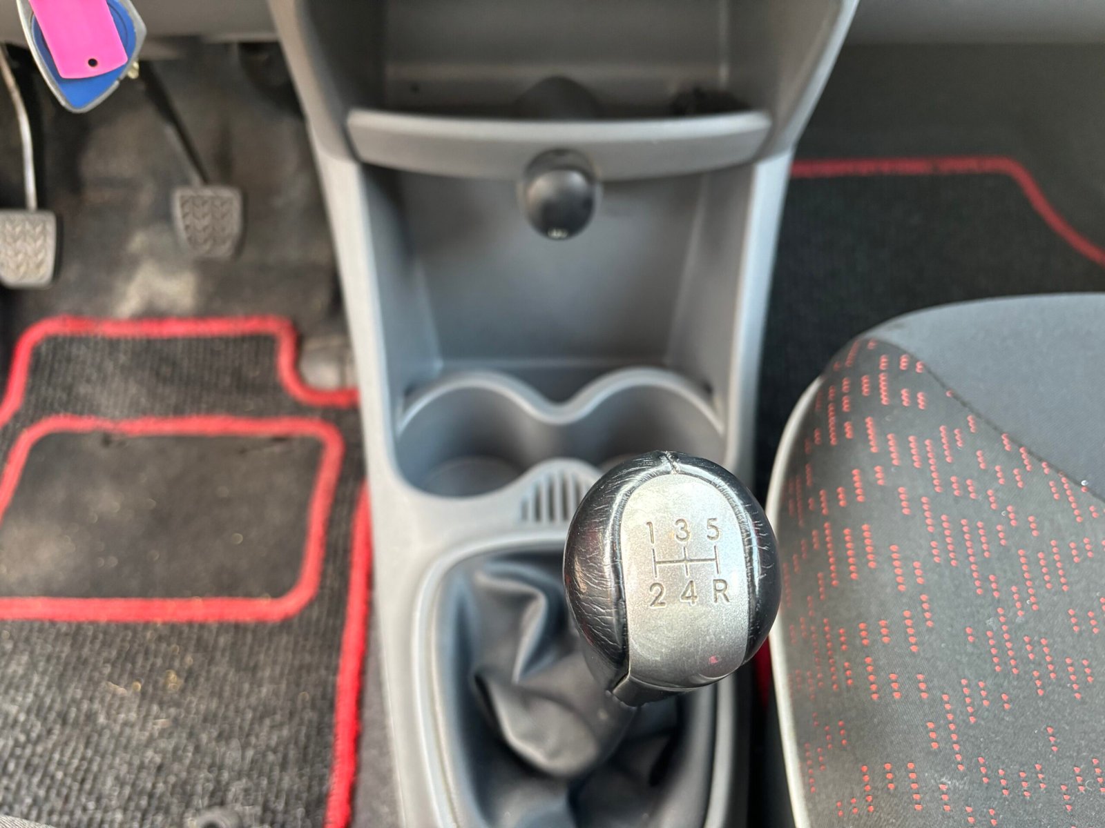 PEUGEOT 107 1.0 68ch “Sportium”