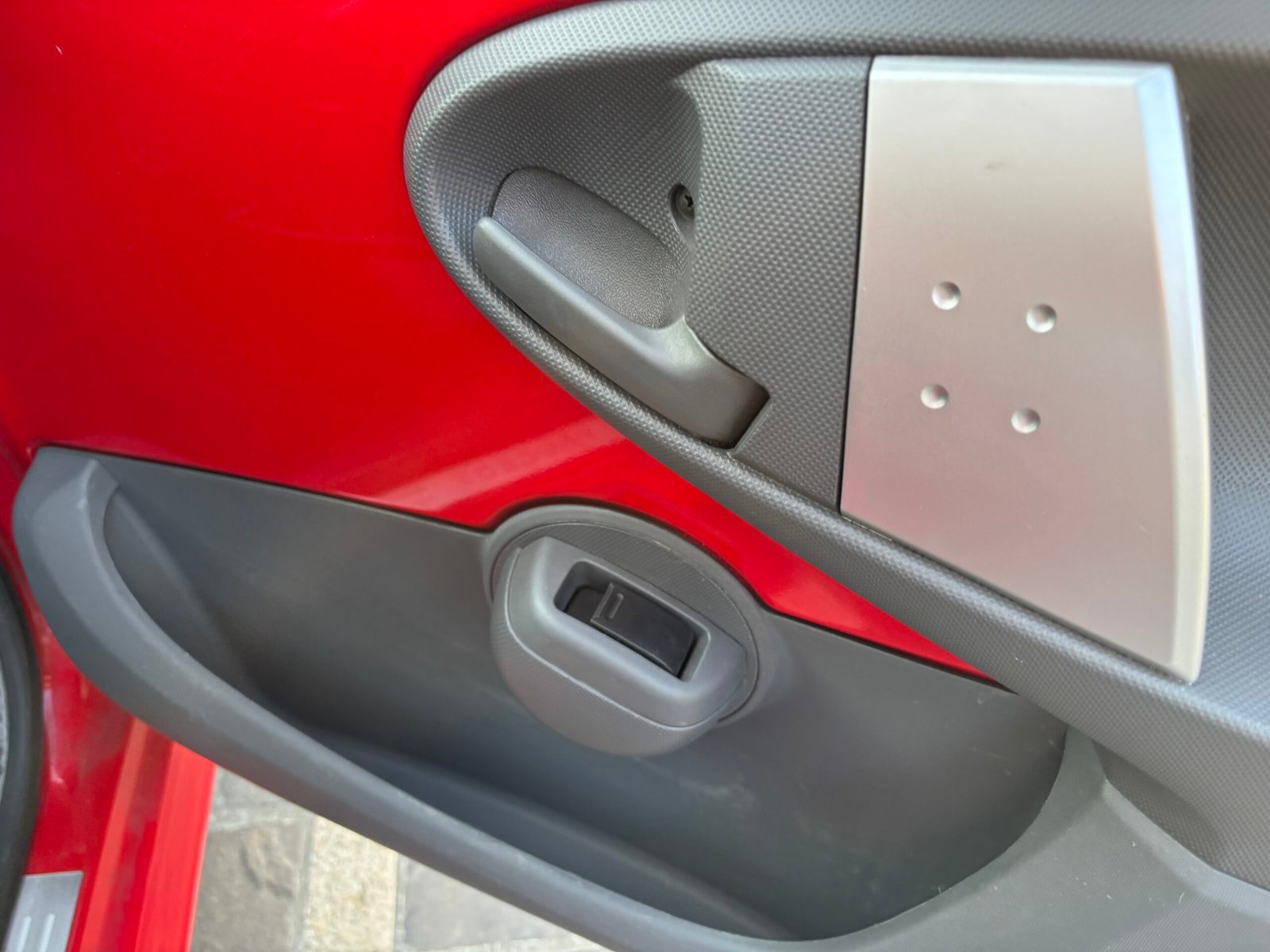 PEUGEOT 107 1.0 68ch “Sportium”