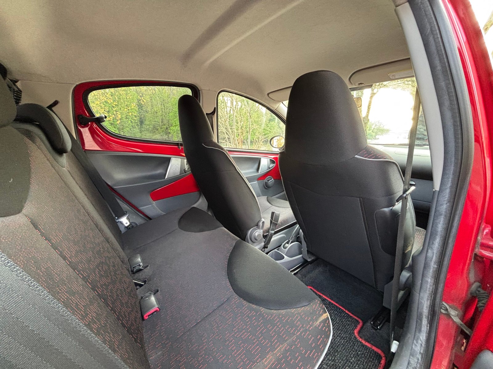 PEUGEOT 107 1.0 68ch “Sportium”