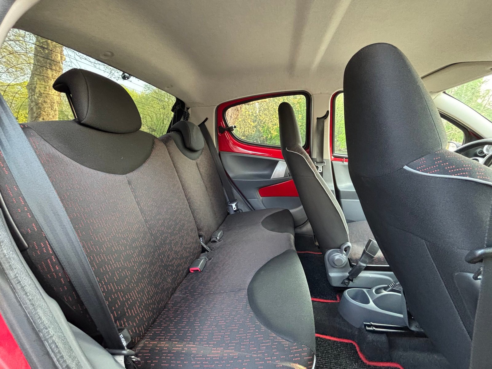 PEUGEOT 107 1.0 68ch “Sportium”