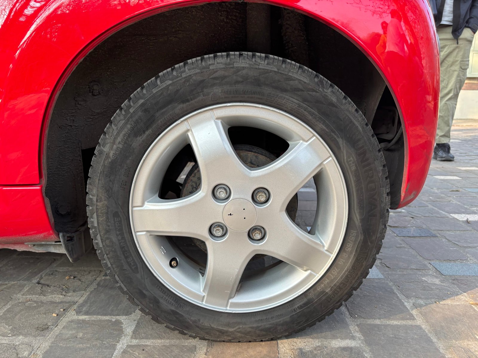 PEUGEOT 107 1.0 68ch “Sportium”