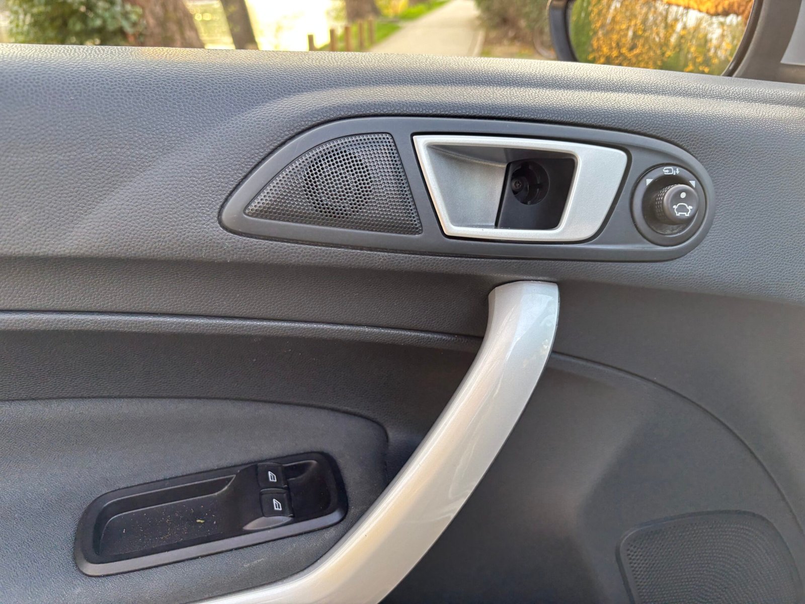 FORD Fiesta VI 1.4 96ch “Titanium”