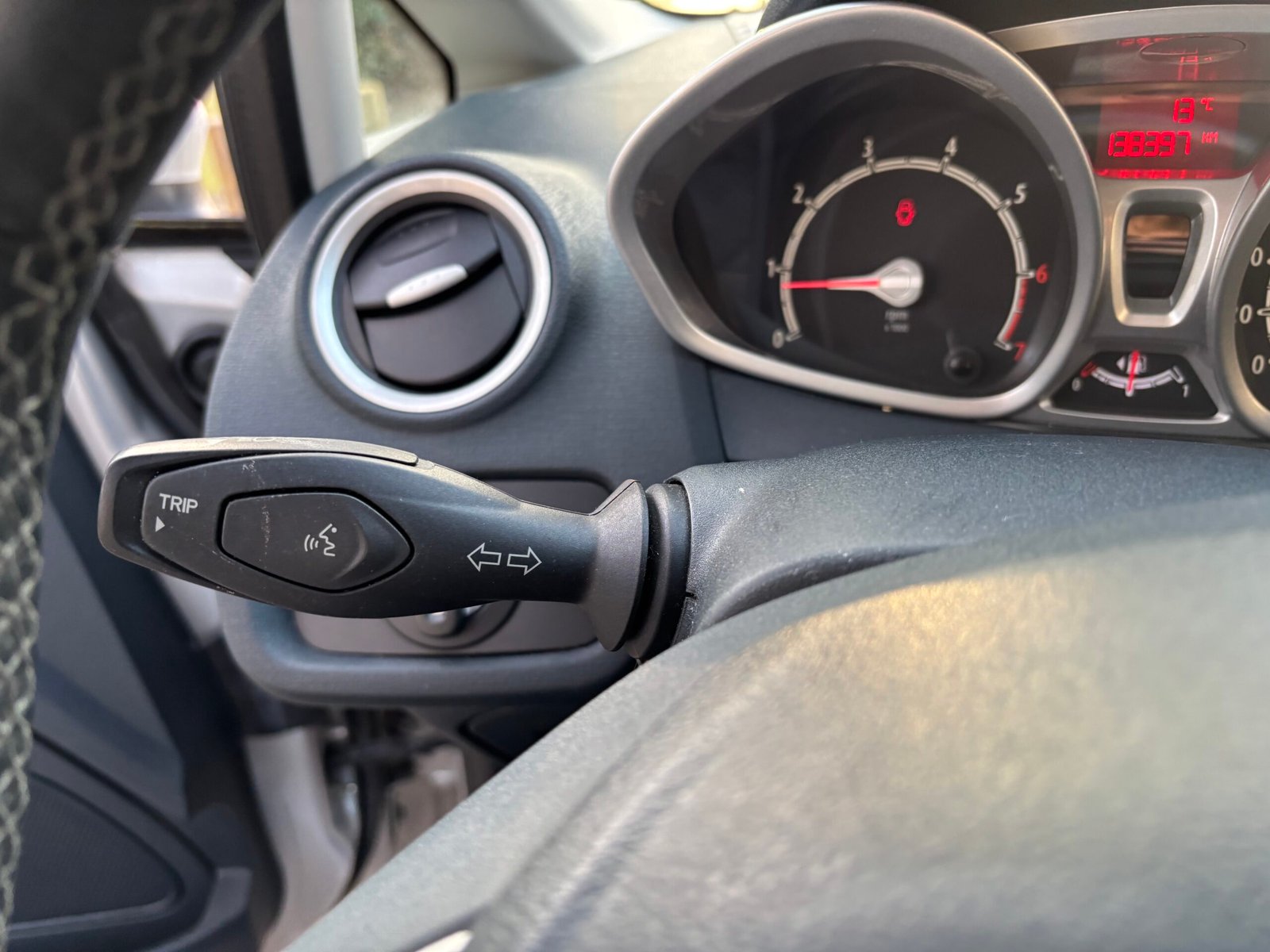 FORD Fiesta VI 1.4 96ch “Titanium”