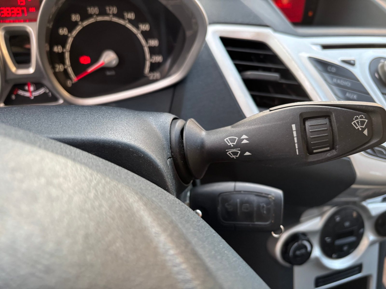 FORD Fiesta VI 1.4 96ch “Titanium”