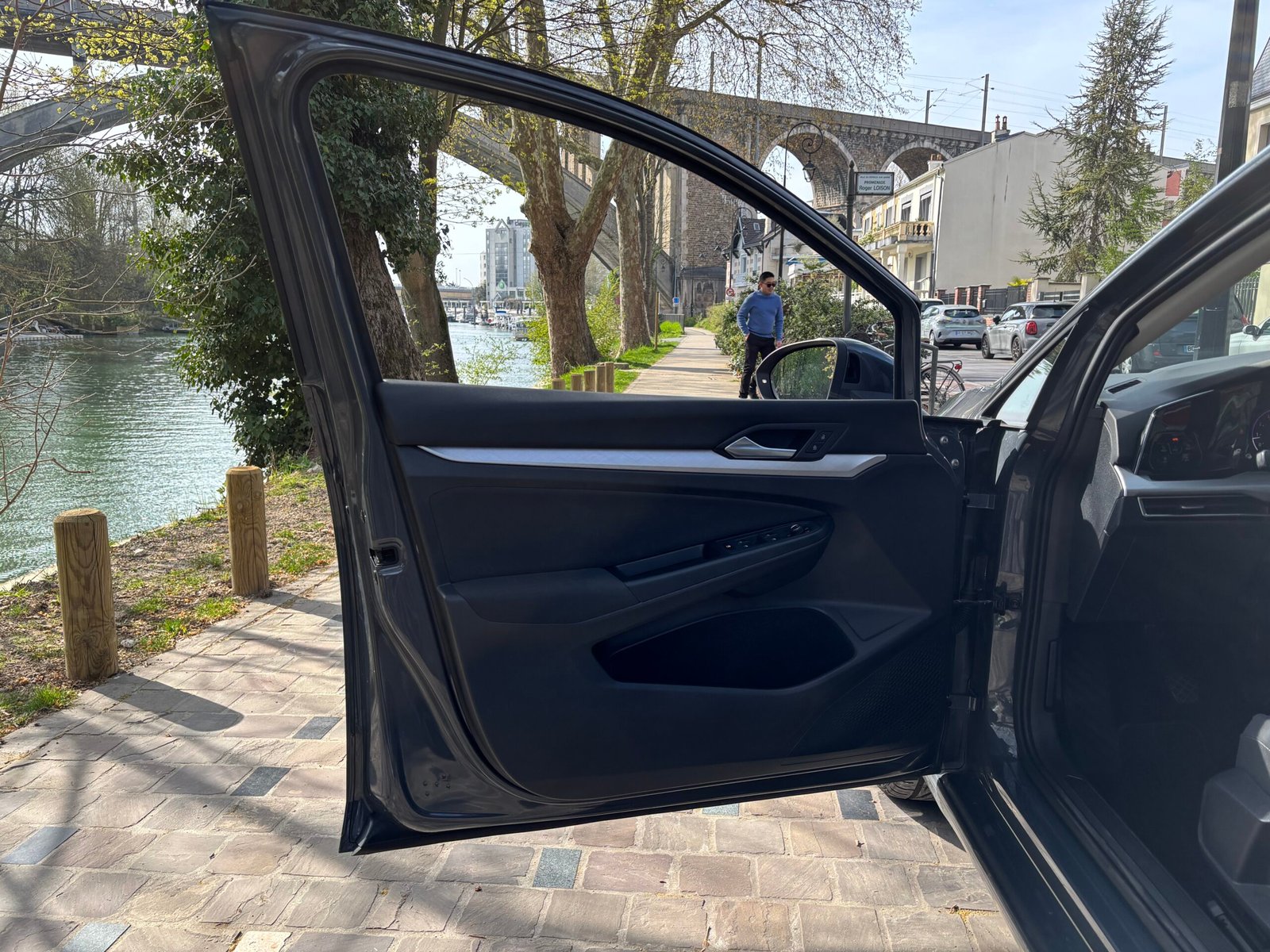 VOLKSWAGEN Golf VIII 1.5 TSi 131ch “Life business first”