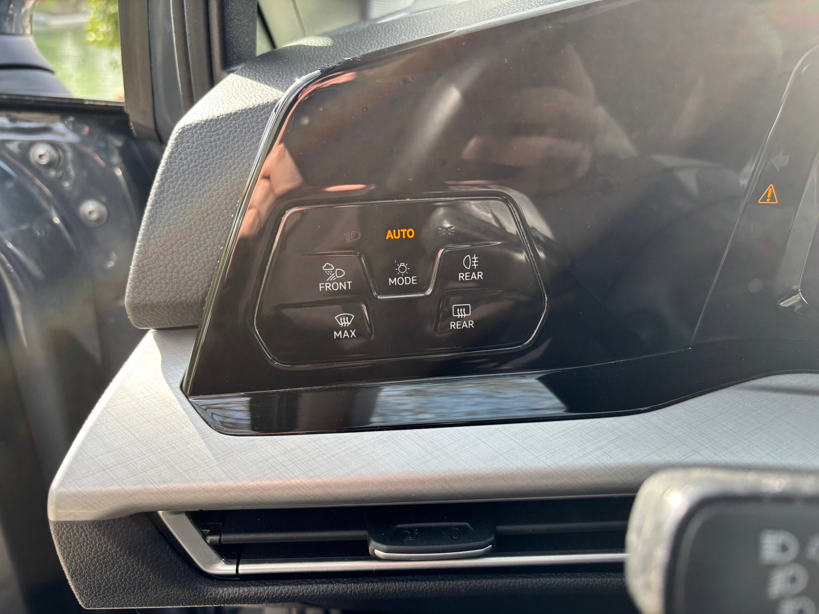 VOLKSWAGEN Golf VIII 1.5 TSi 131ch “Life business first”