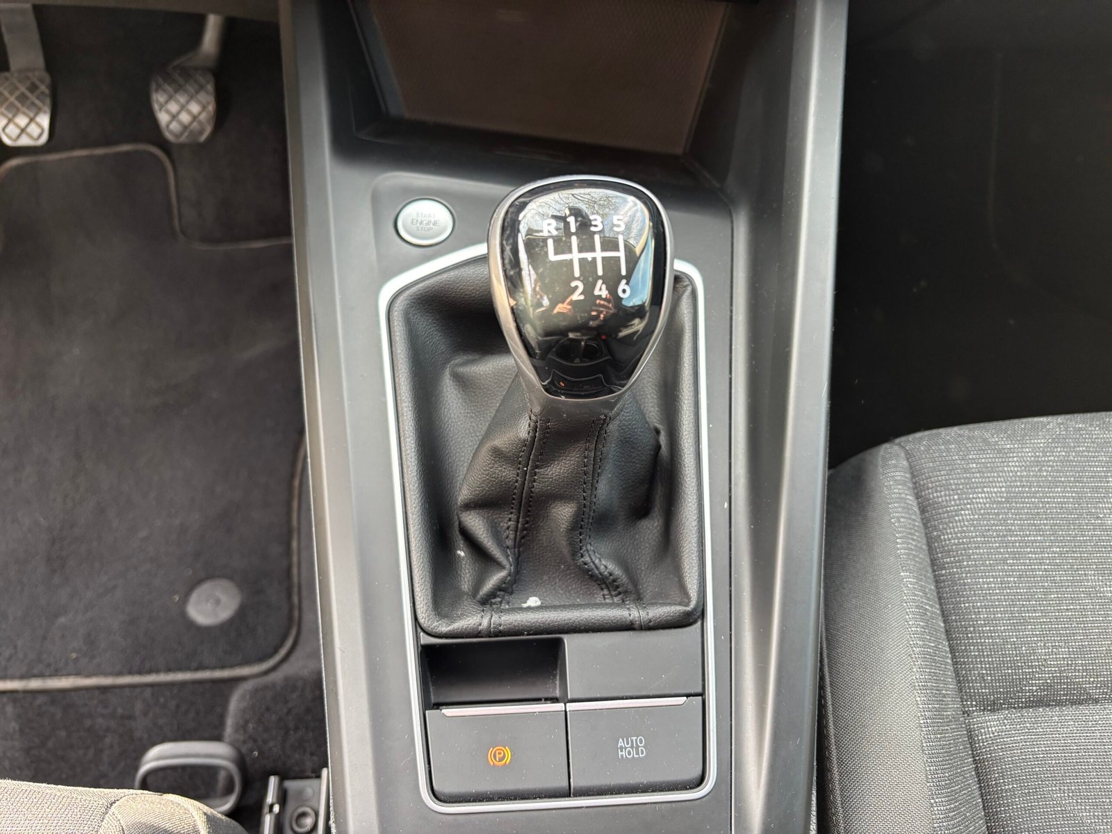 VOLKSWAGEN Golf VIII 1.5 TSi 131ch “Life business first”