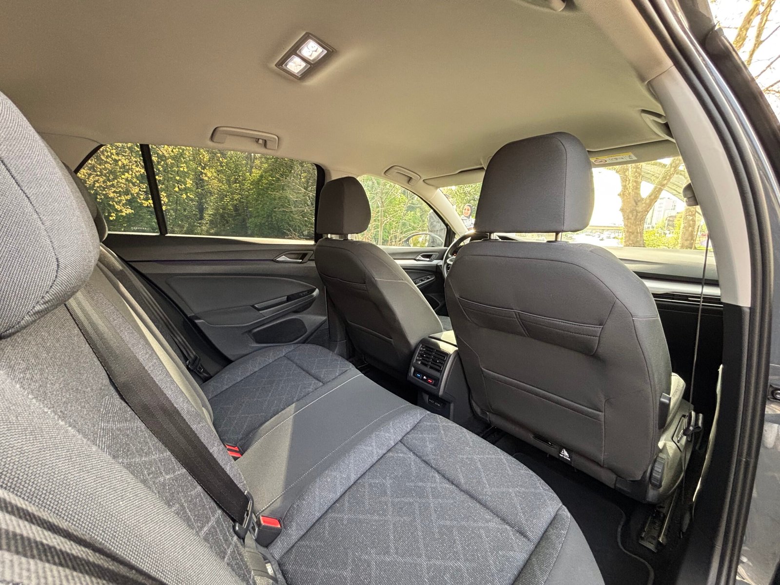 VOLKSWAGEN Golf VIII 1.5 TSi 131ch “Life business first”