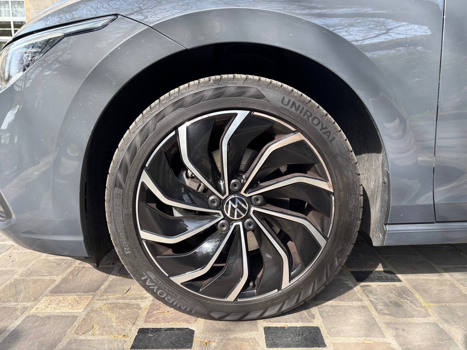 VOLKSWAGEN Golf VIII 1.5 TSi 131ch “Life business first”