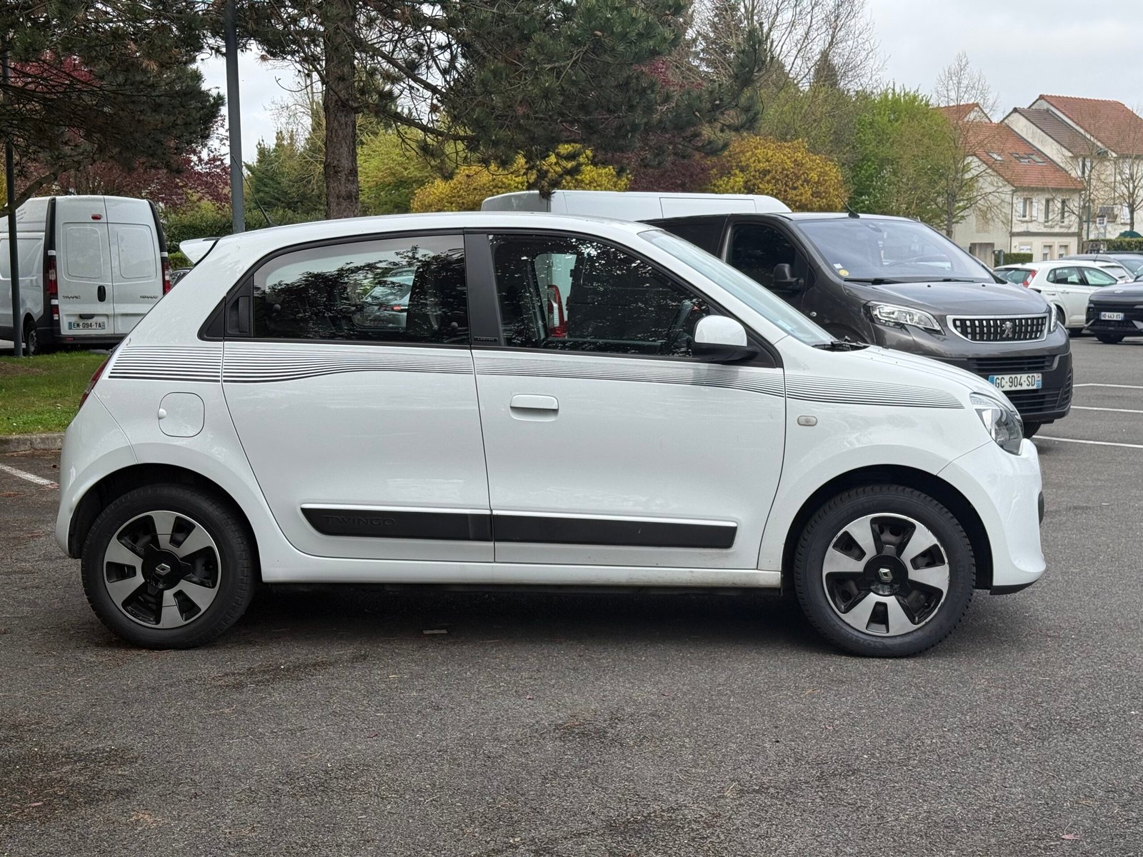 RENAULT Twingo III 1.0 SCe 12V 71 cv Limited