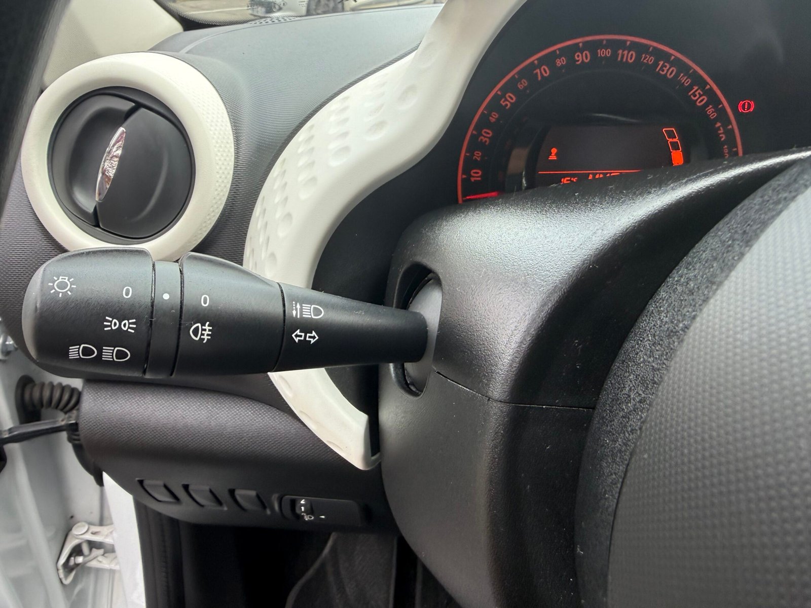 RENAULT Twingo III 1.0 SCe 12V 71 cv Limited