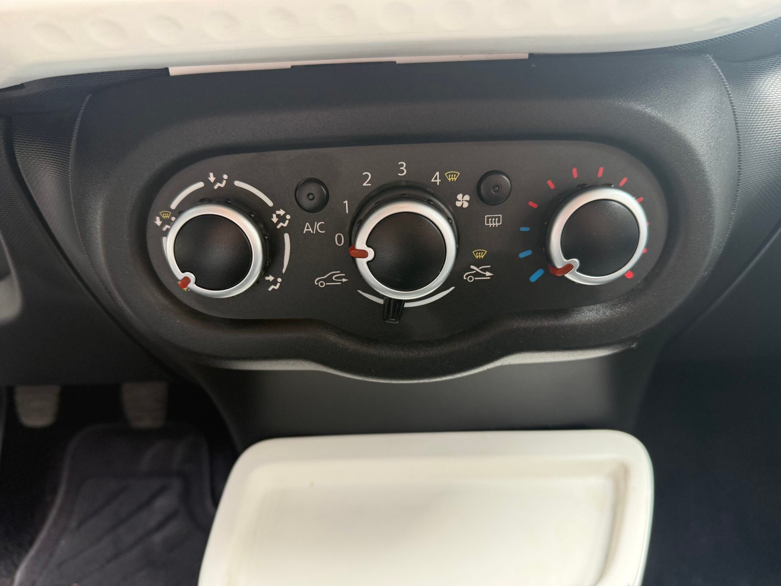 RENAULT Twingo III 1.0 SCe 12V 71 cv Limited