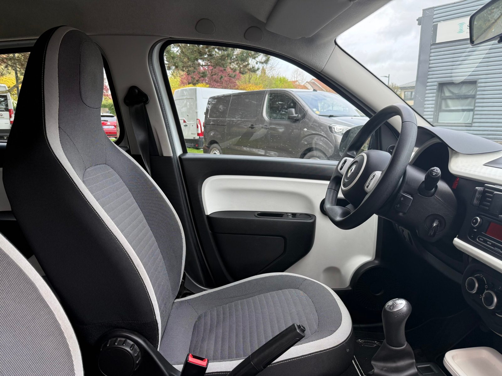 RENAULT Twingo III 1.0 SCe 12V 71 cv Limited