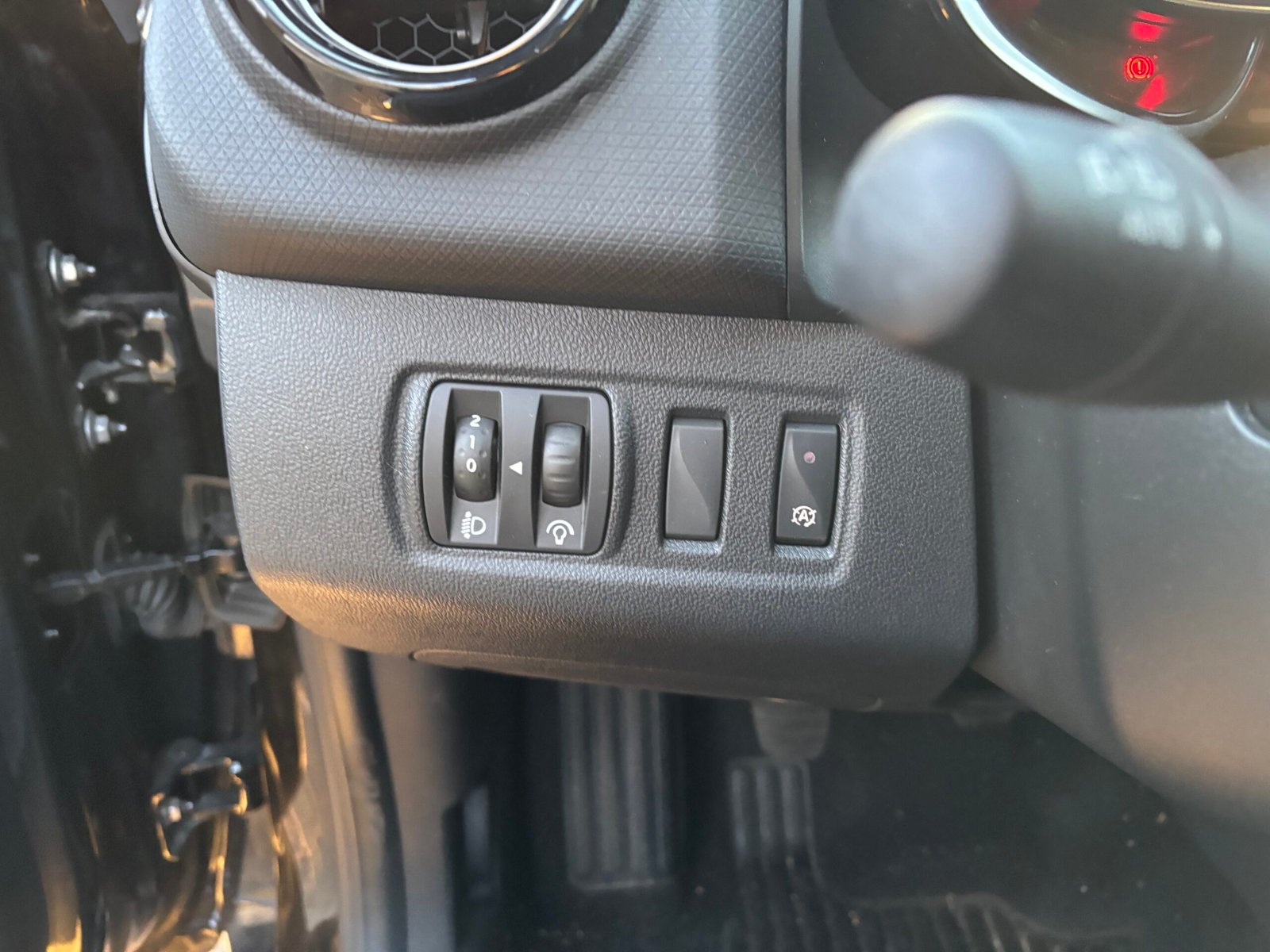 RENAULT Clio IV Phase 2 0.9 TCe 90ch “Intens”