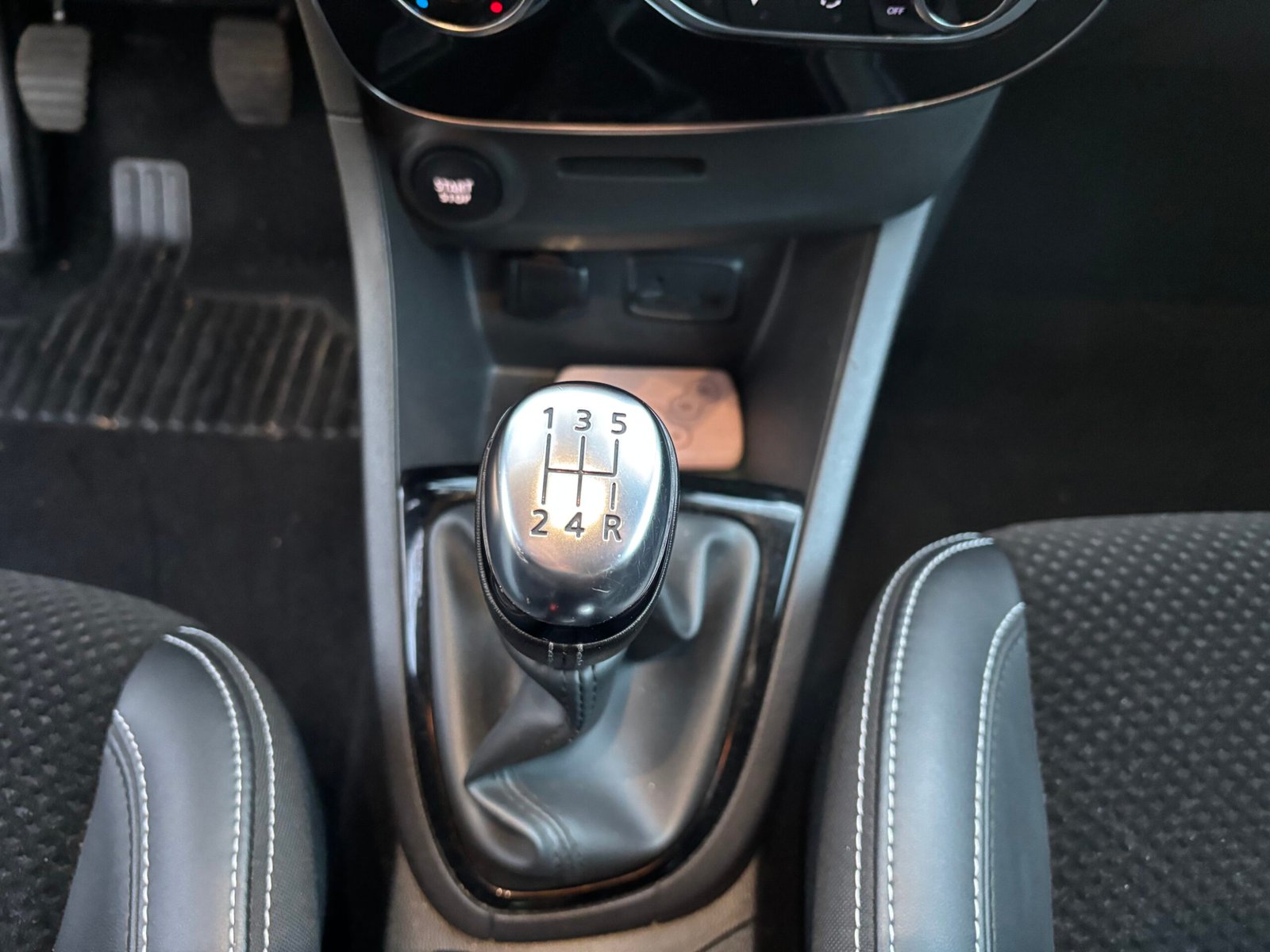 RENAULT Clio IV Phase 2 0.9 TCe 90ch “Intens”