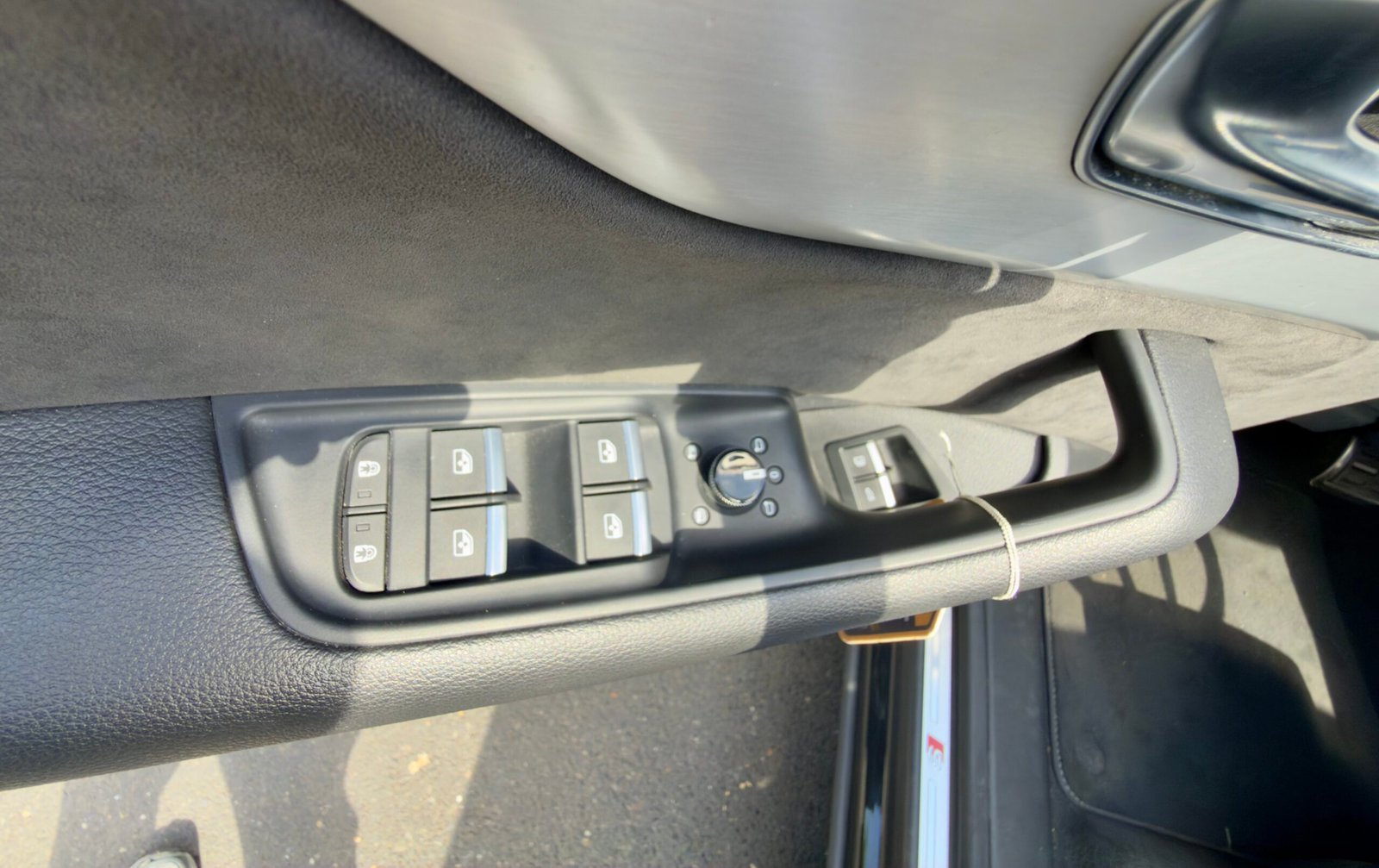 Description du Audi Q8  60 TFSI compétition  tiptronic 8 462 cv