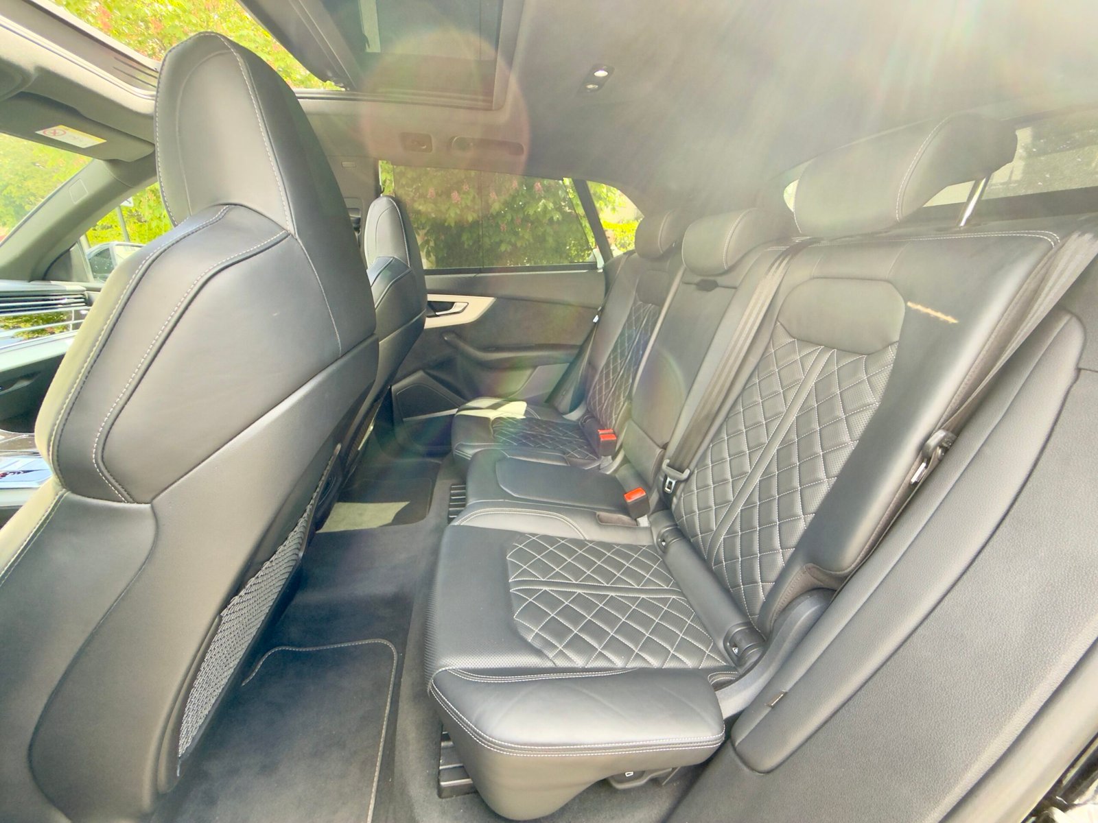 Description du Audi Q8  60 TFSI compétition  tiptronic 8 462 cv