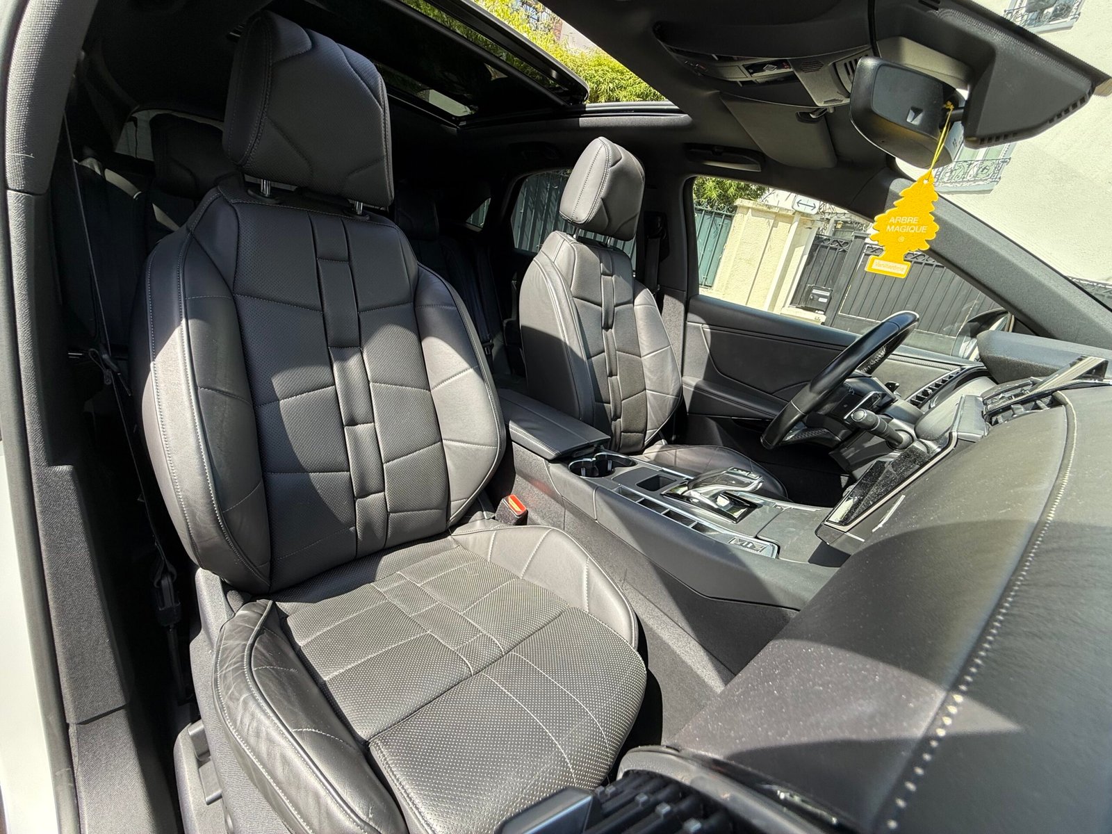 DS7 Crossback finition Opéra 1.6 THP 225 cv Boite auto