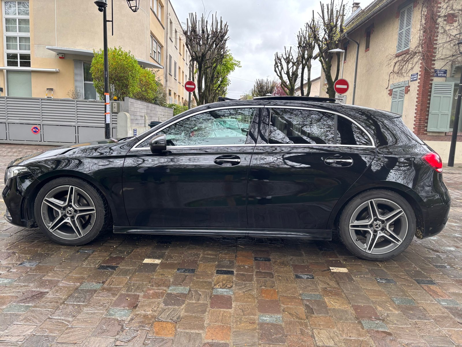 MERCEDES-BENZ Classe A 180 d 1.5 116ch “AMG Line”