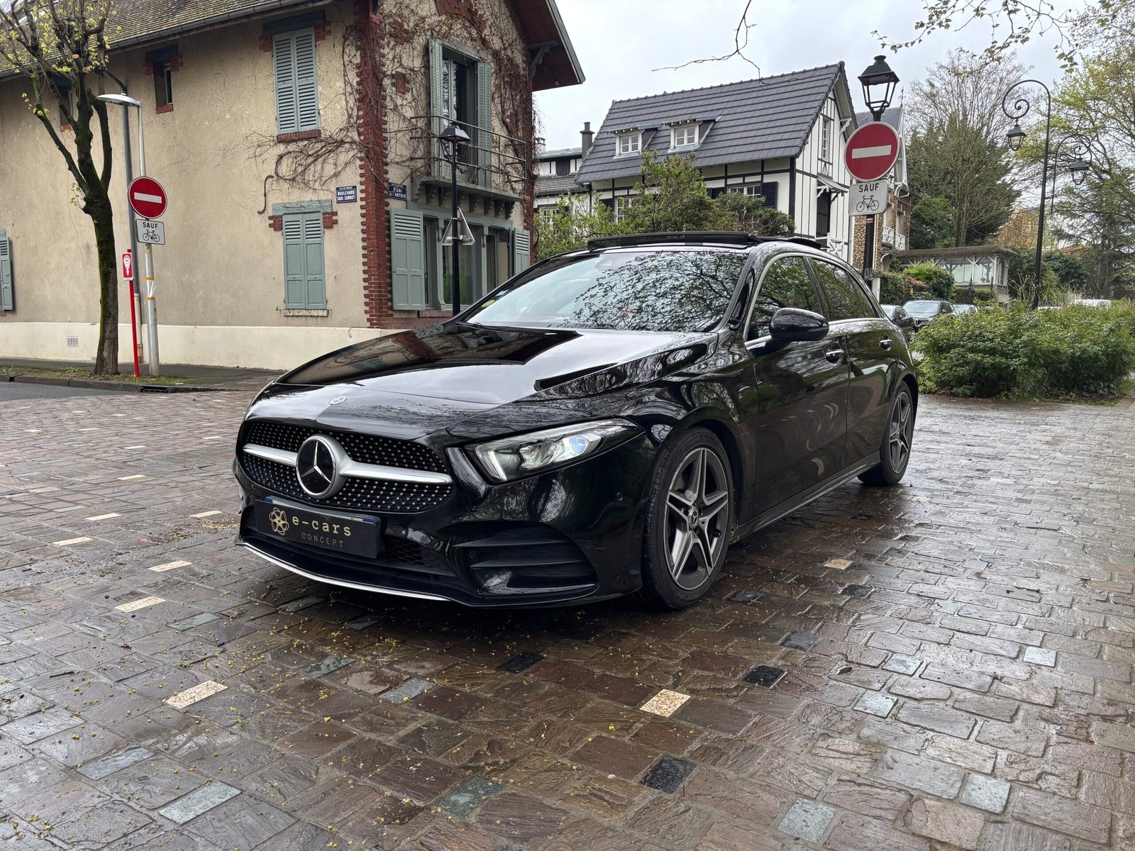 MERCEDES-BENZ Classe A 180 d 1.5 116ch “AMG Line”