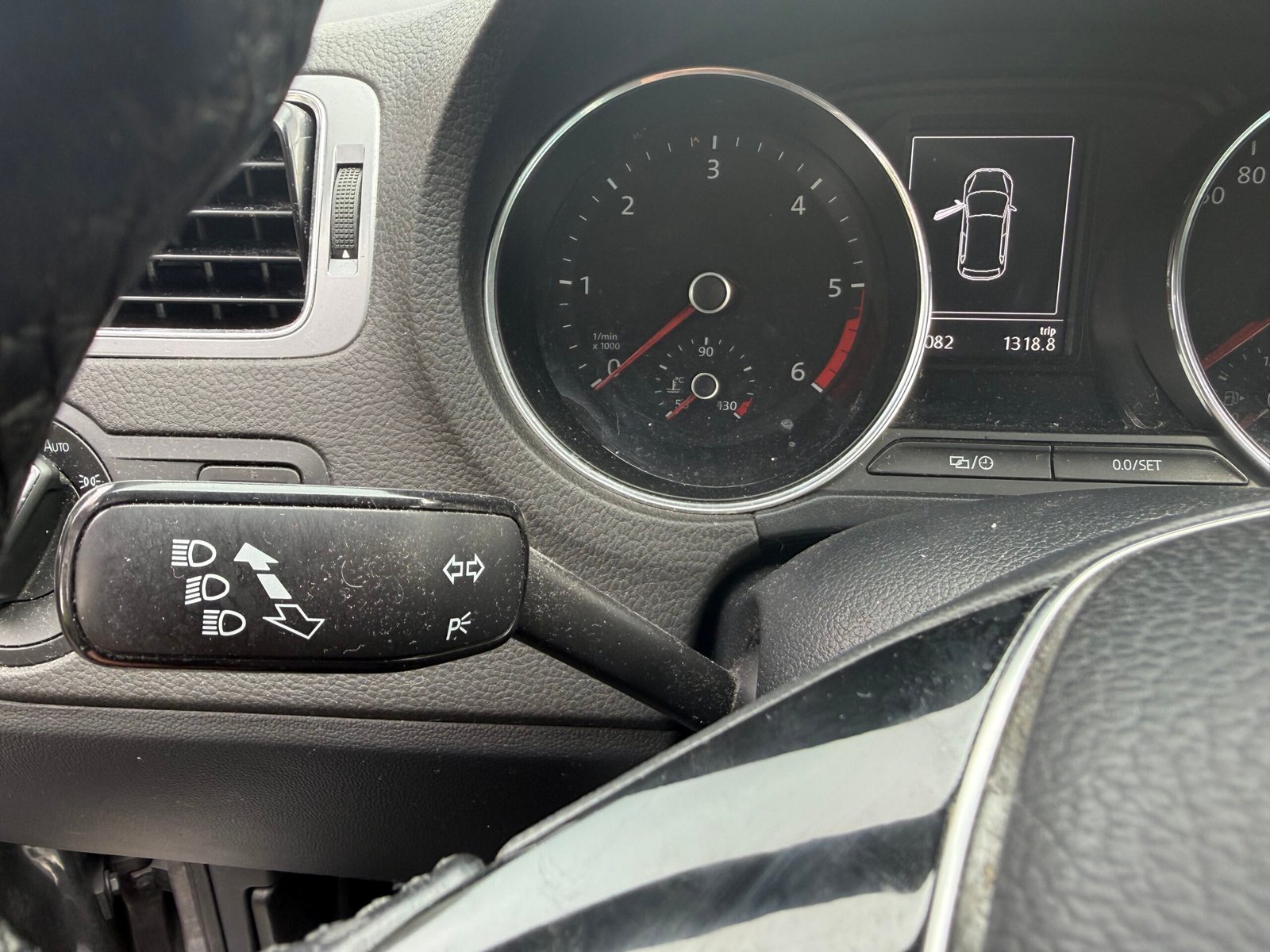 VOLKSWAGEN Polo V 5 portes Phase 2 1.4 TDI 12V BlueMotion DSG7 90 cv Allstar Boîte auto