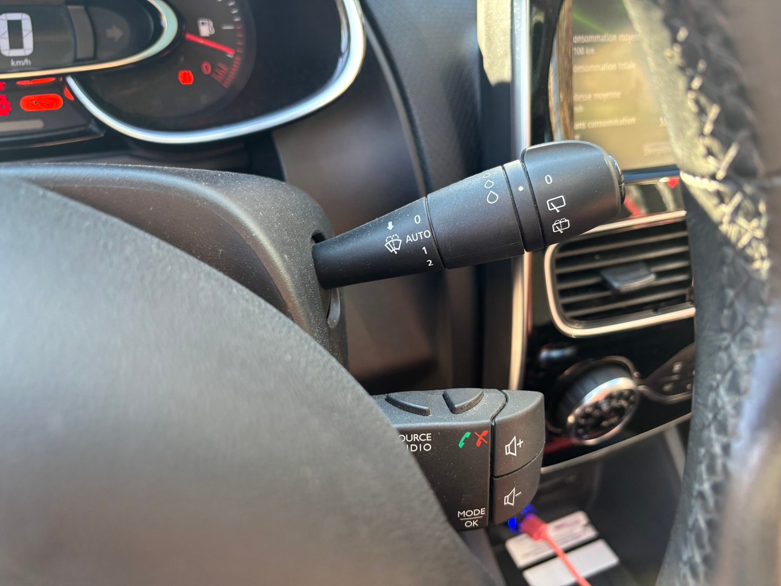 RENAULT Clio IV 1.2 TCe 118ch “Energy intens”