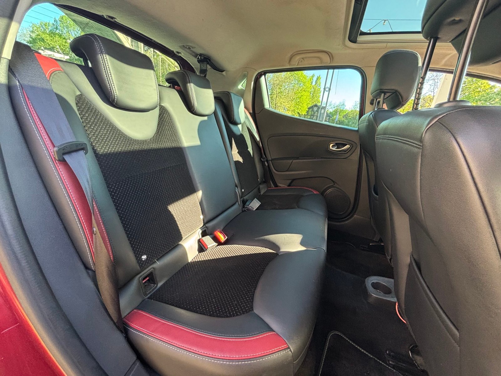 RENAULT Clio IV 1.2 TCe 118ch “Energy intens”