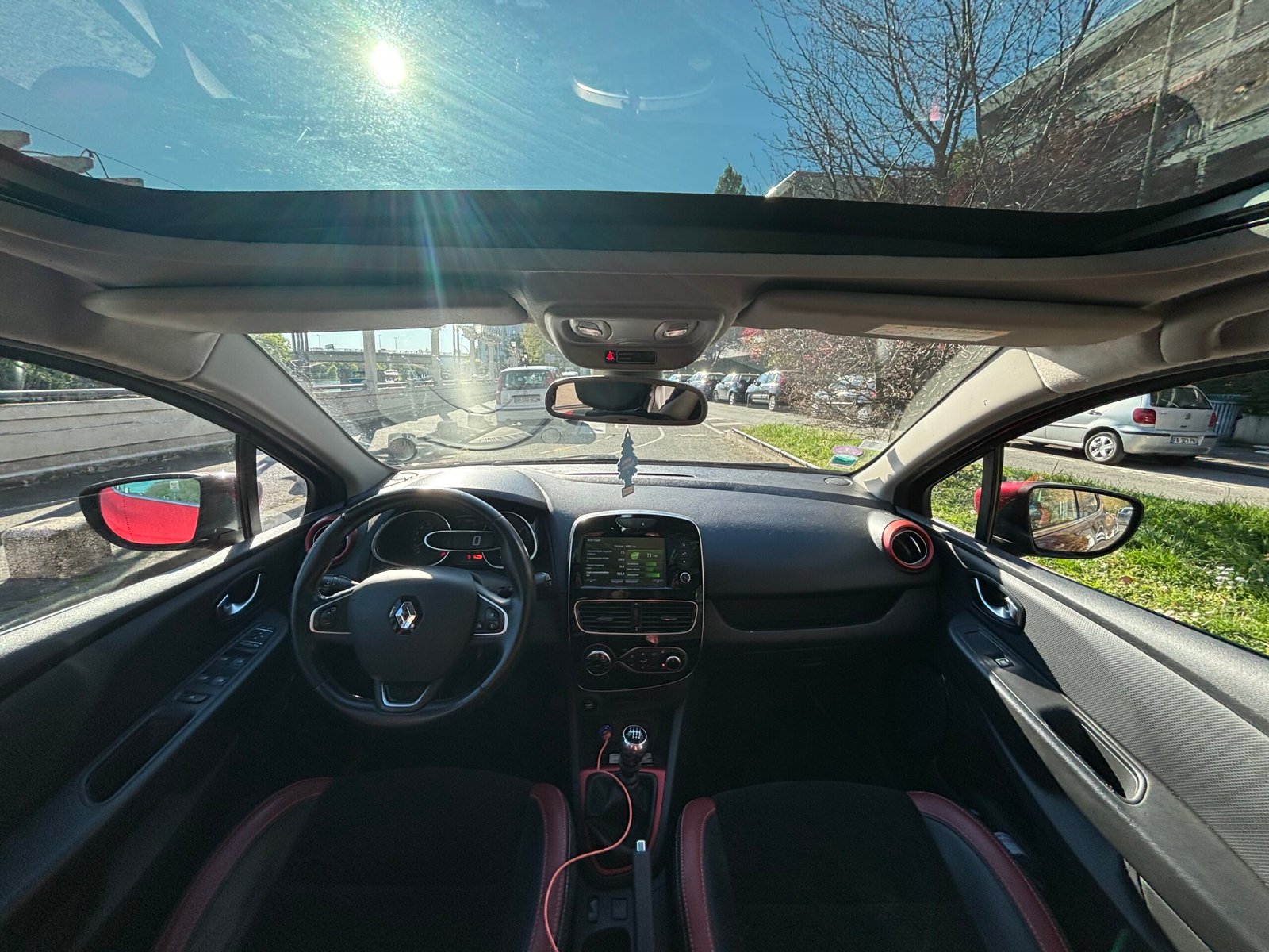 RENAULT Clio IV 1.2 TCe 118ch “Energy intens”