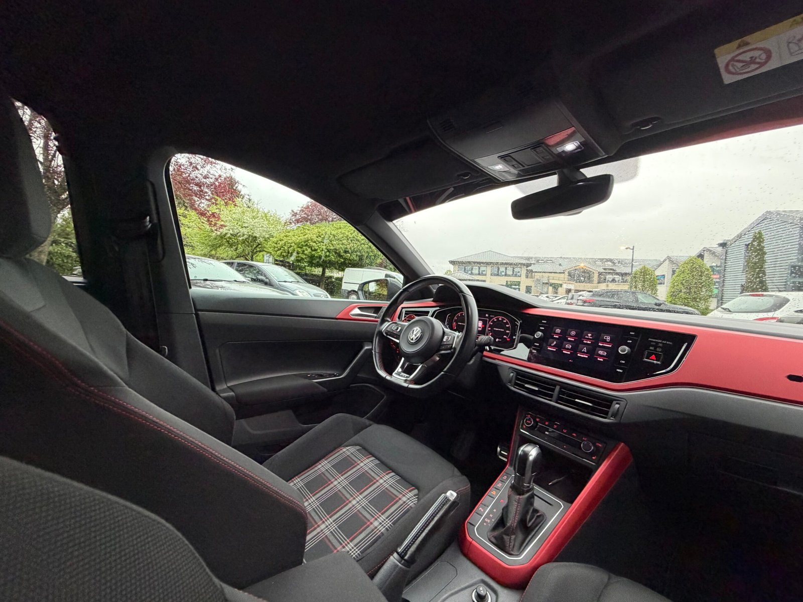 VOLKSWAGEN Polo VI GTI 2.0 TFSI 16V GPF BMT DSG6 200 cv Boîte auto