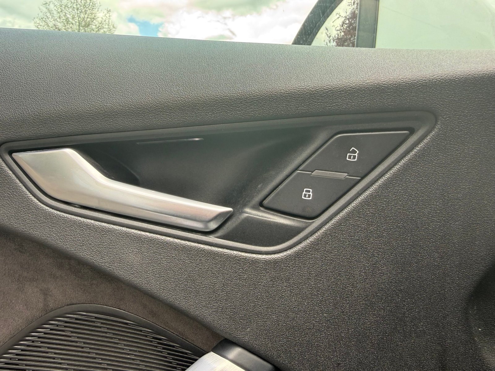 AUDI TT III COUPE 2.0 TDI 184 S LINE