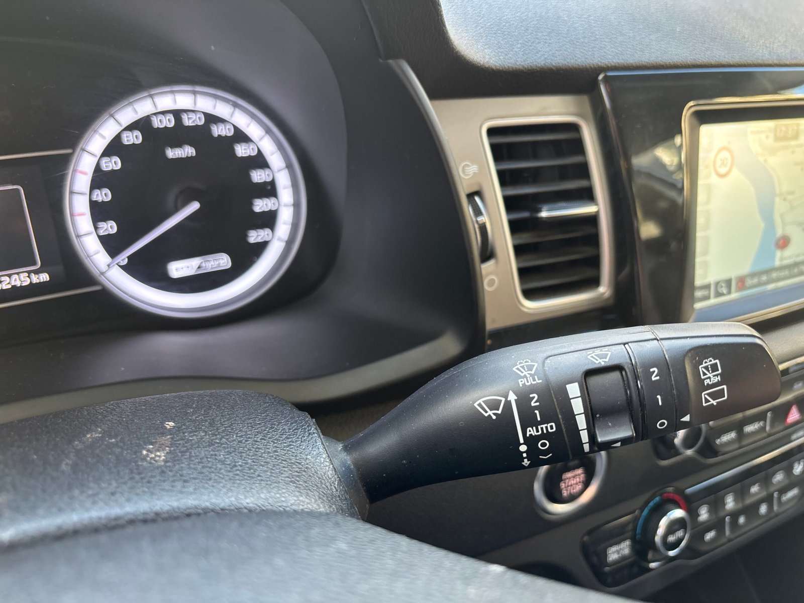 KIA Niro 1.6 GDi Hybrid 141ch “Design”