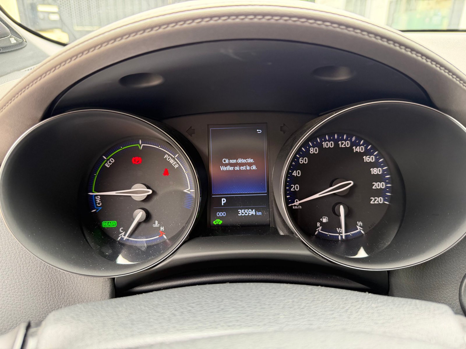 TOYOTA C-HR I Phase 2 2.0 VVT-i 16V 184 HSD Hybrid CVT 153 cv Boîte auto