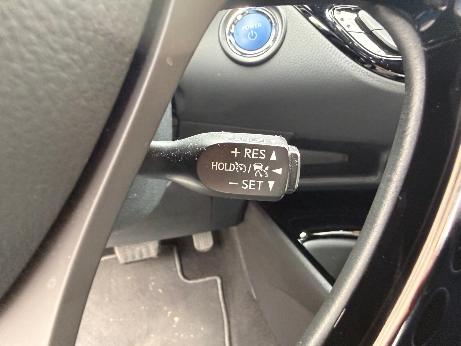 TOYOTA C-HR I Phase 2 2.0 VVT-i 16V 184 HSD Hybrid CVT 153 cv Boîte auto