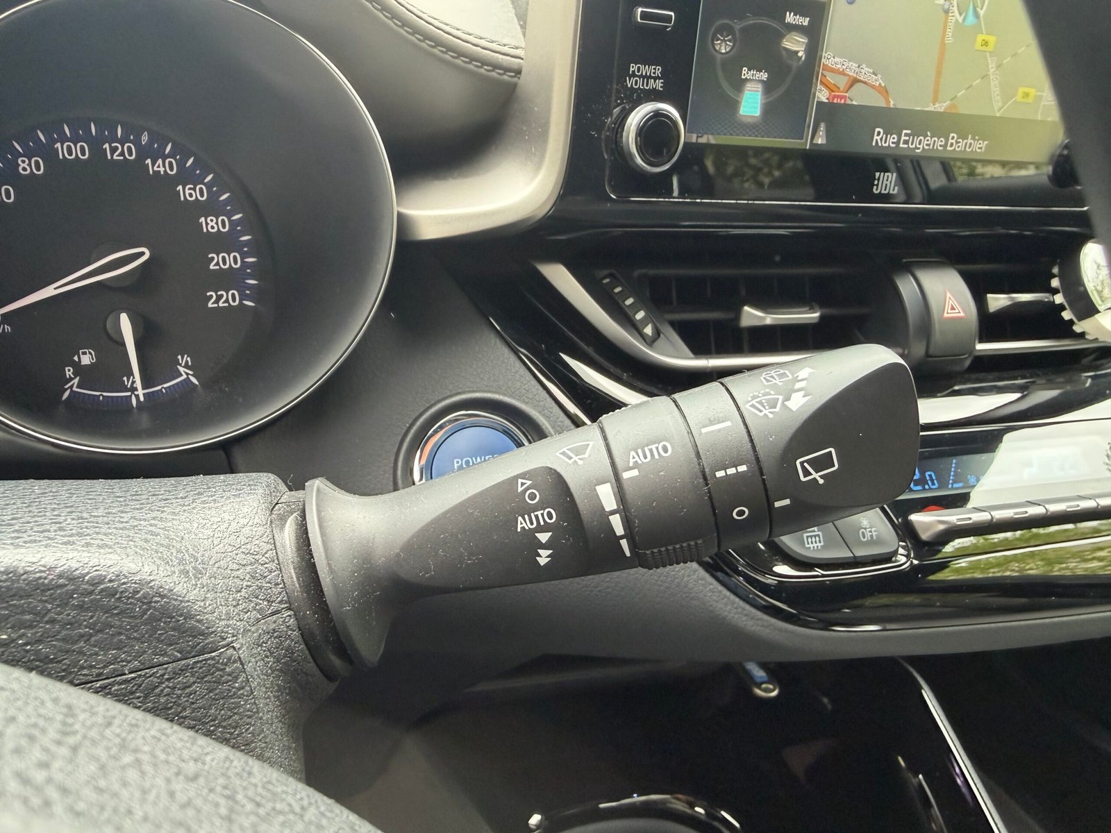 TOYOTA C-HR I Phase 2 2.0 VVT-i 16V 184 HSD Hybrid CVT 153 cv Boîte auto