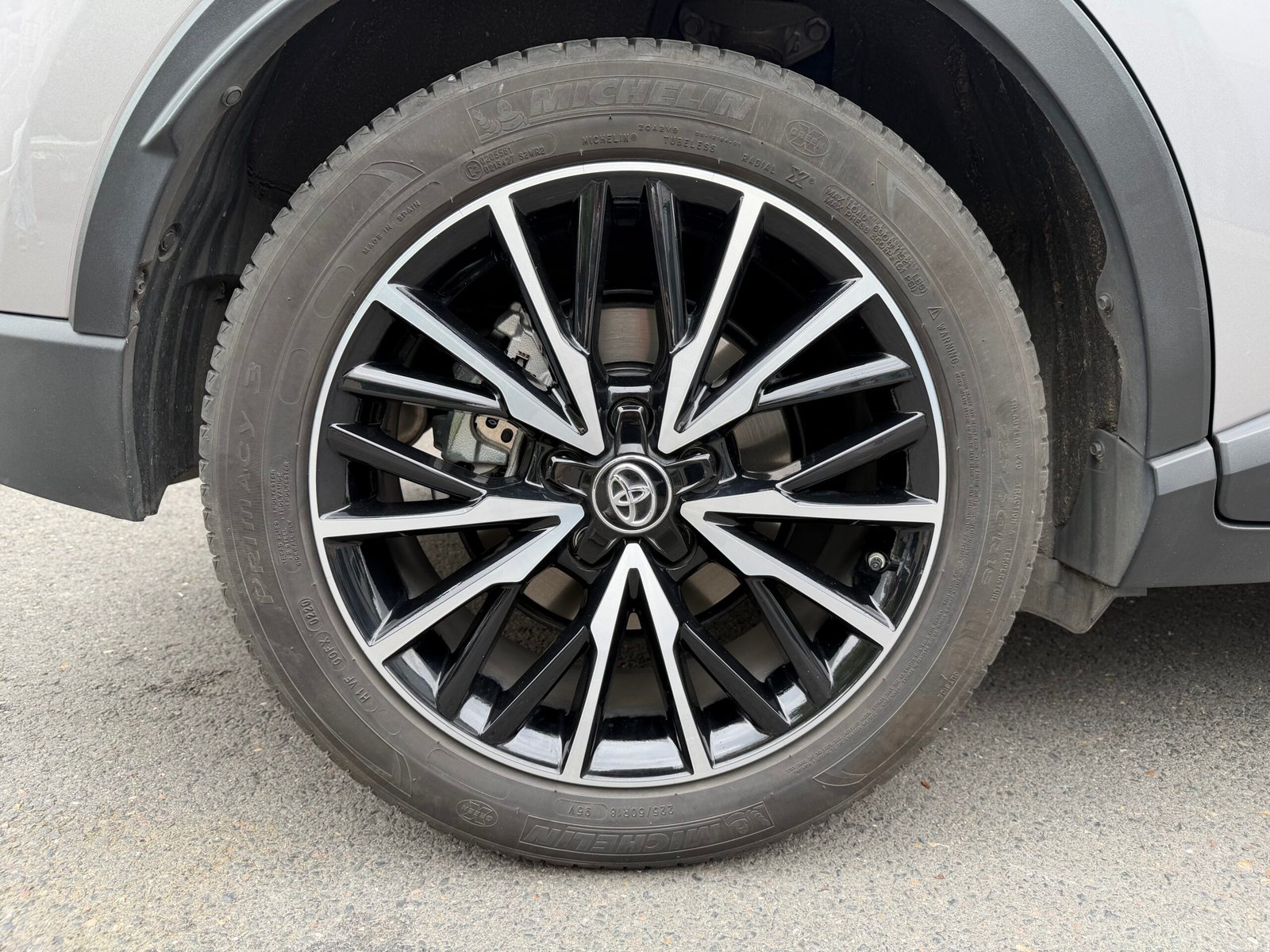 TOYOTA C-HR I Phase 2 2.0 VVT-i 16V 184 HSD Hybrid CVT 153 cv Boîte auto