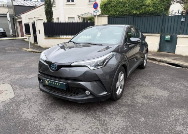 TOYOTA C-HR HYBRIDE 122ch Dynamique
