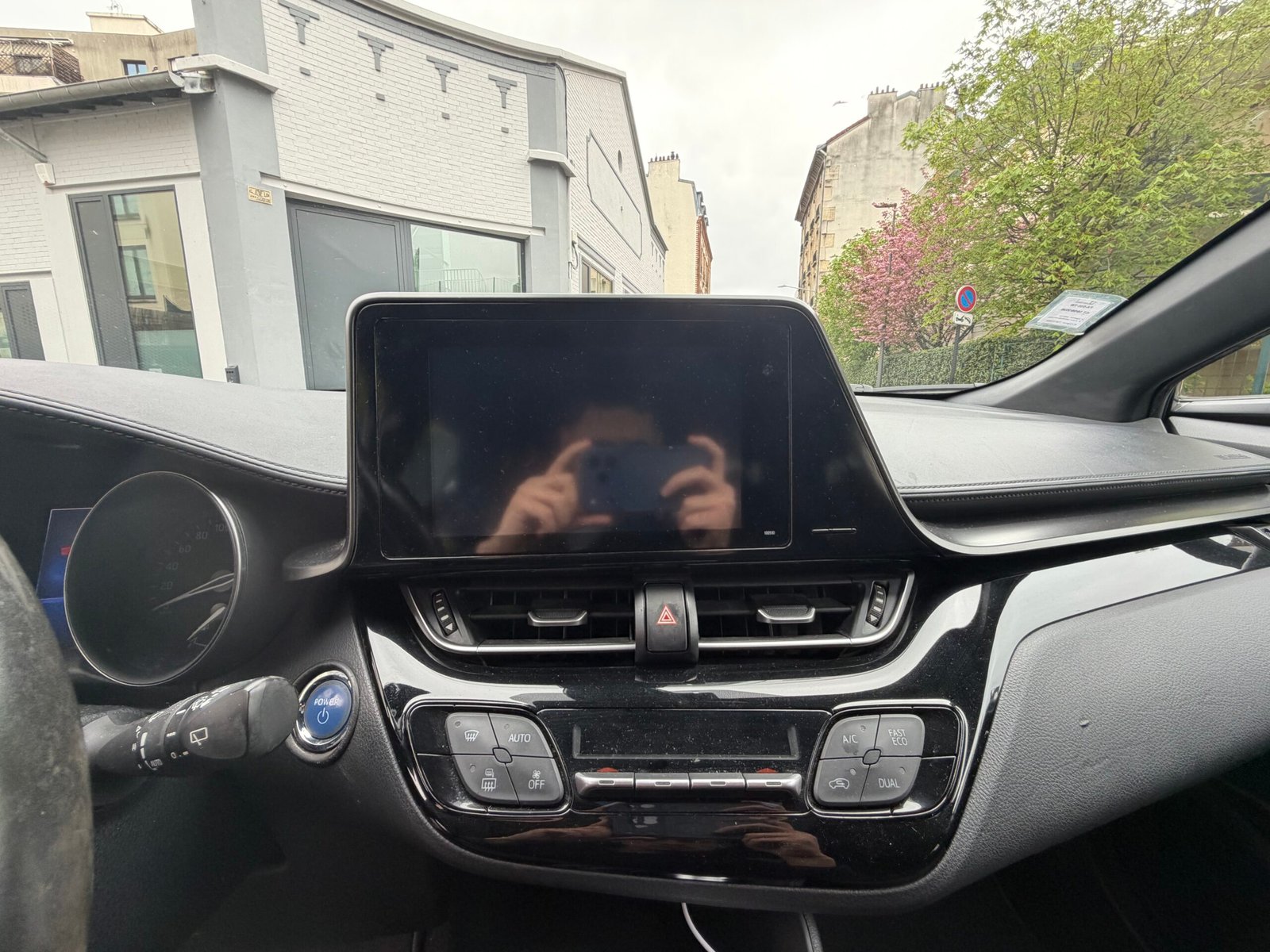 TOYOTA C-HR HYBRIDE 122ch Dynamique