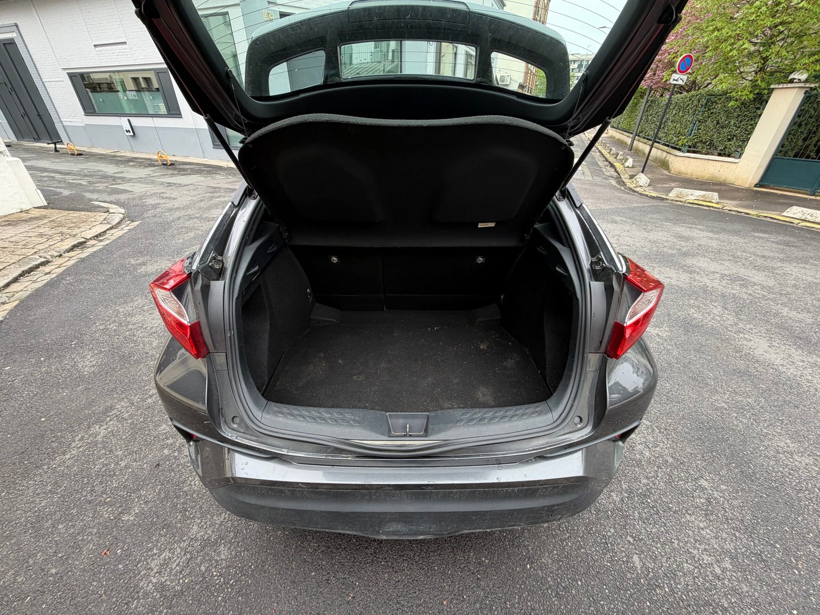 TOYOTA C-HR HYBRIDE 122ch Dynamique