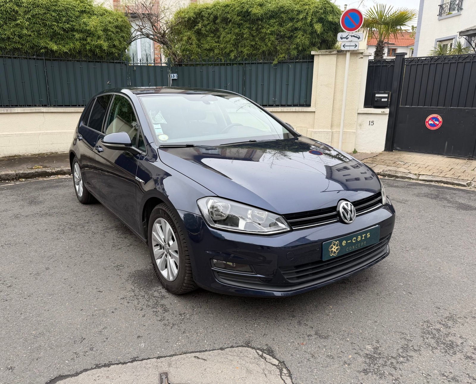 VOLKSWAGEN GOLF VII 1.6 TDI 110ch Confortline business