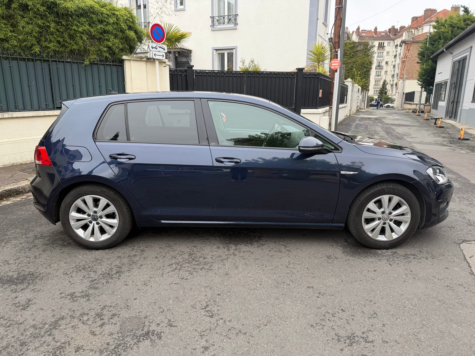VOLKSWAGEN GOLF VII 1.6 TDI 110ch Confortline business