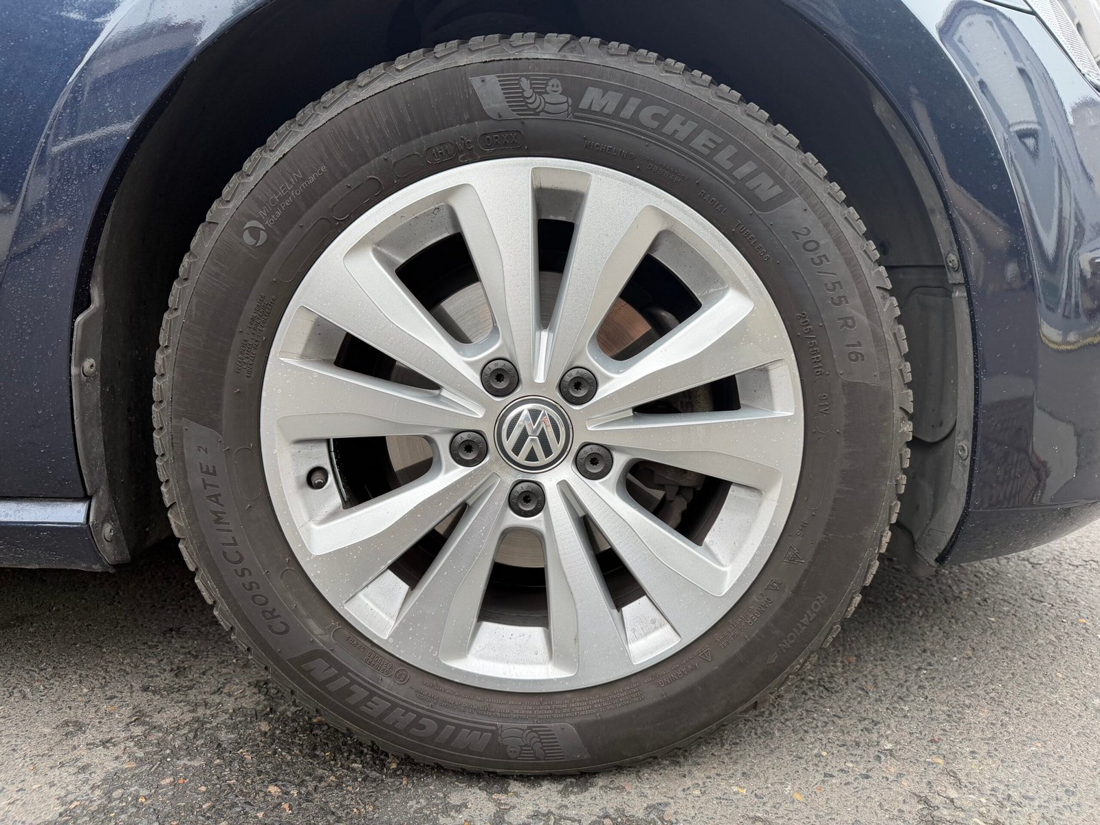 VOLKSWAGEN GOLF VII 1.6 TDI 110ch Confortline business